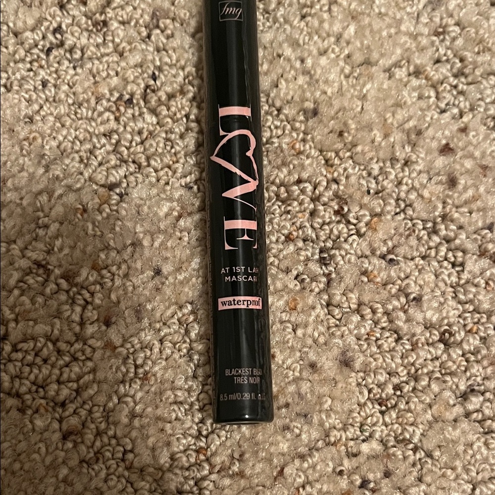 Waterproof Love at 1st Lash Mascara - Black